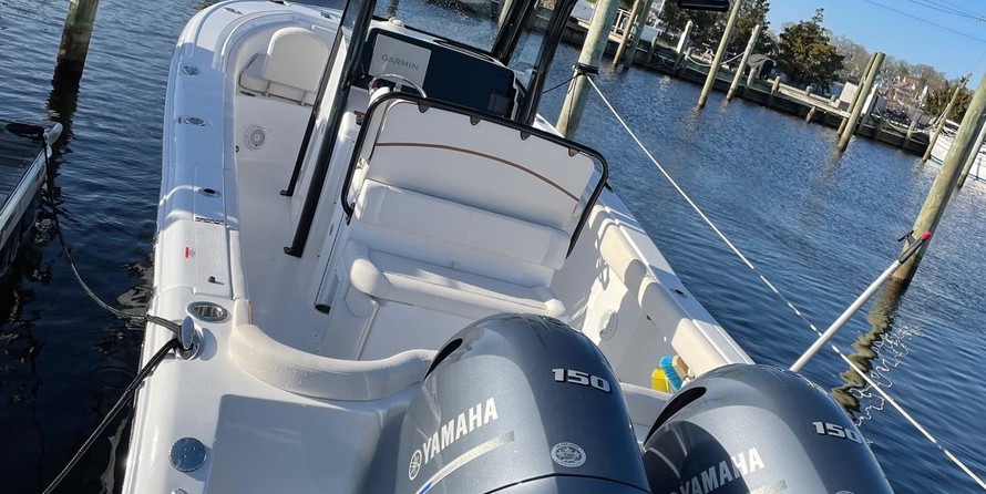 Sea Ray hunt ultra 211