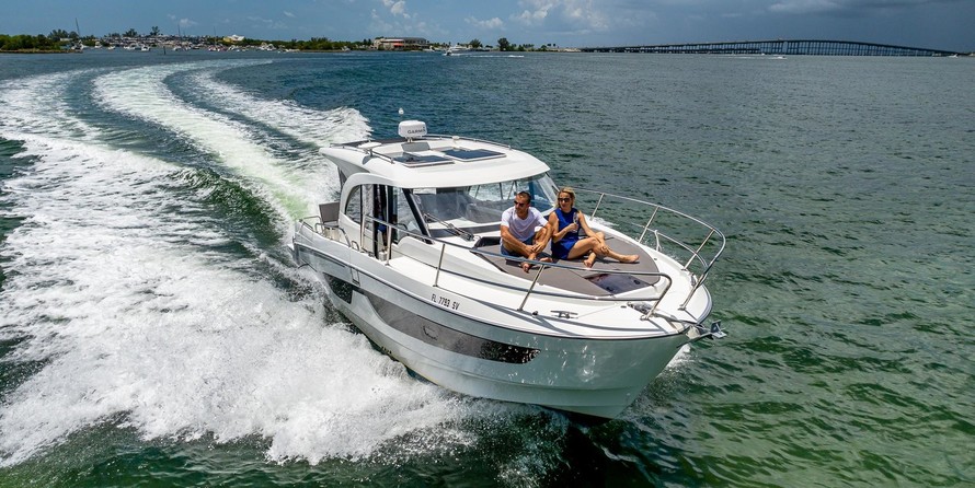 Beneteau Antares 11 OB