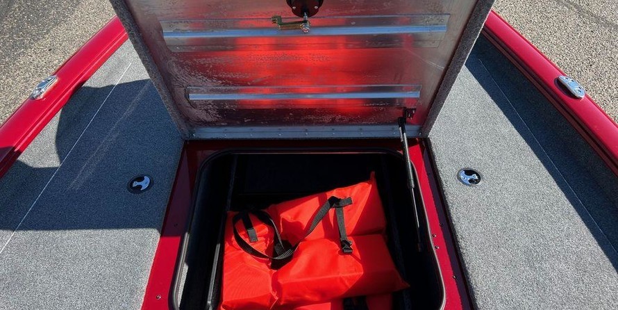 Tracker Pro Team 175 TXW