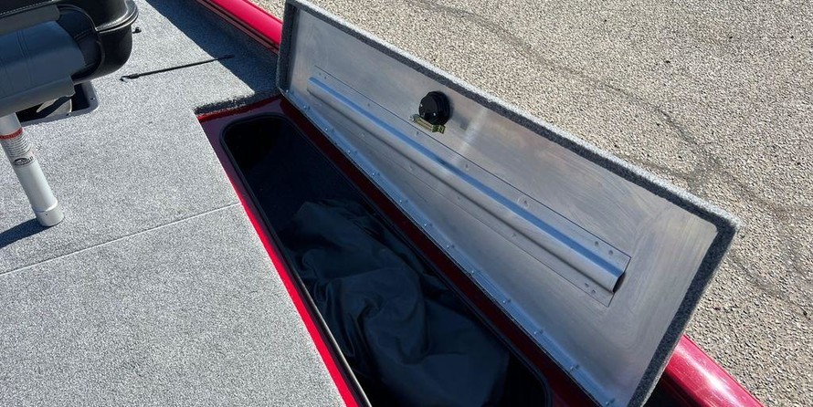 Tracker Pro Team 175 TXW