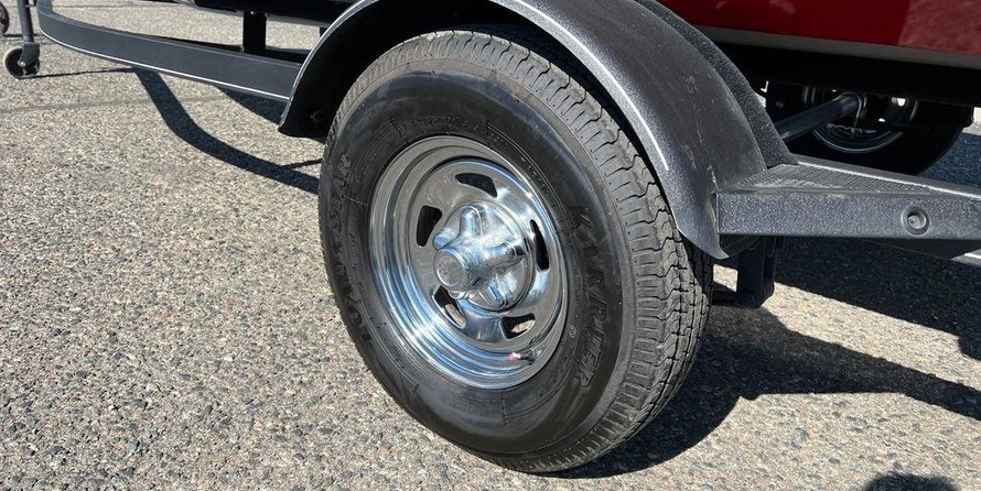 Tracker Pro Team 175 TXW