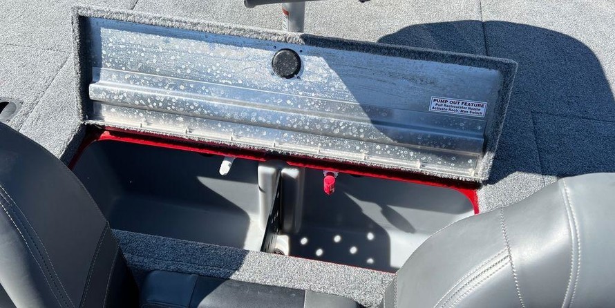 Tracker Pro Team 175 TXW