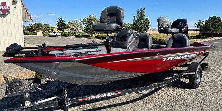Tracker Pro Team 175 TXW