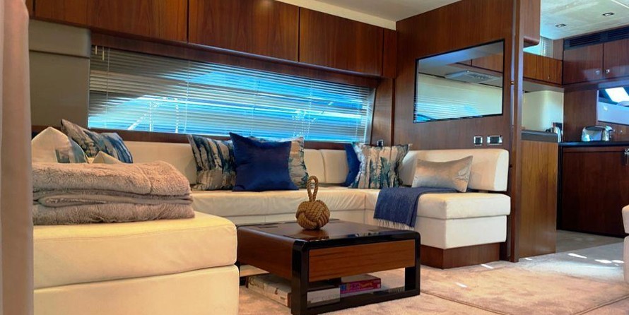 Fairline Squadron 65