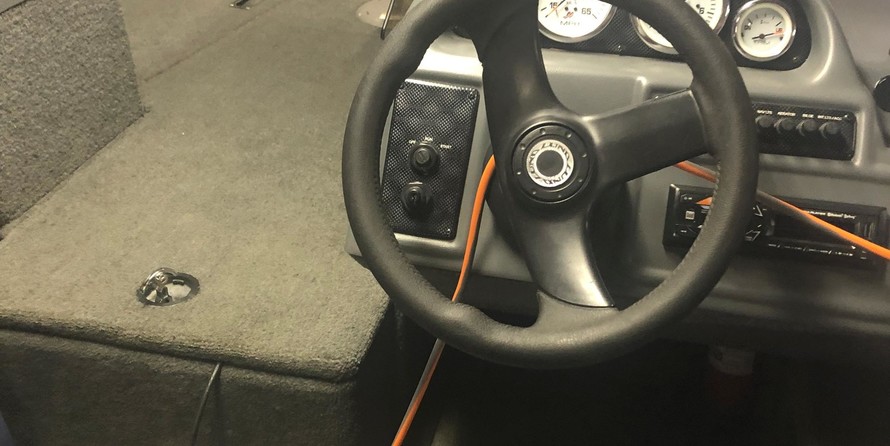 Lund Boats 1875 Impact Sport