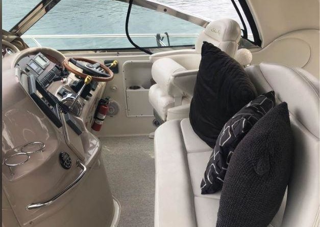 Sea Ray 410 Sundancer