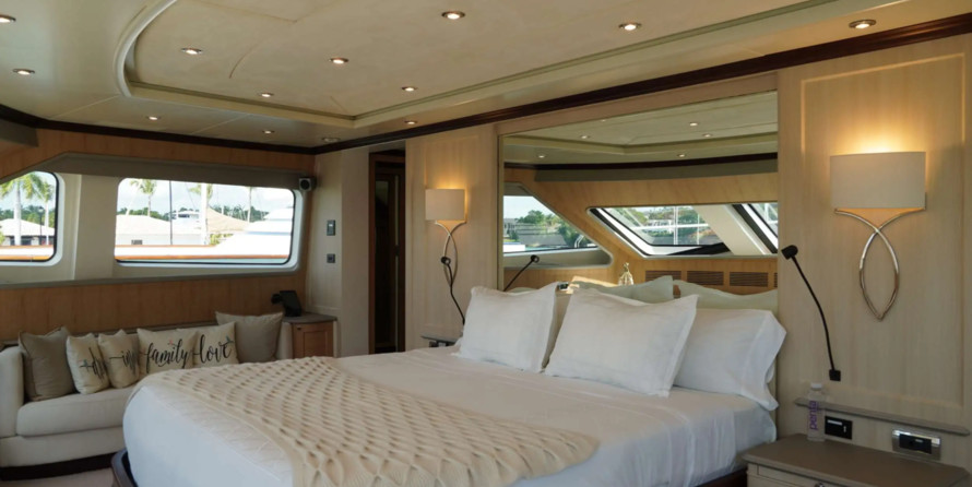 Benetti Classic 120