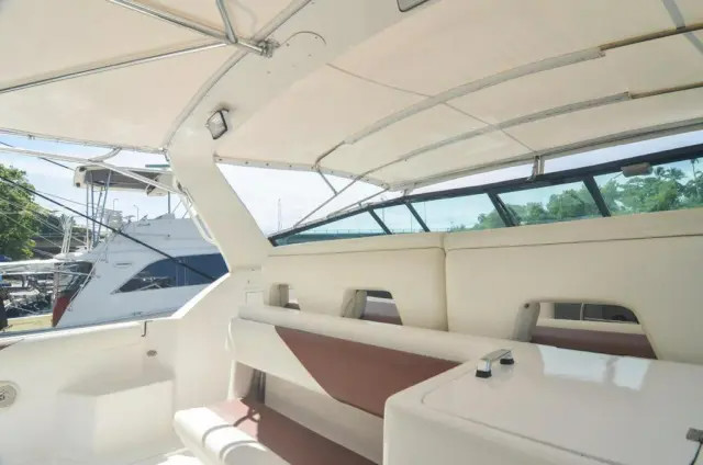 Tiara 3500 open hardtop