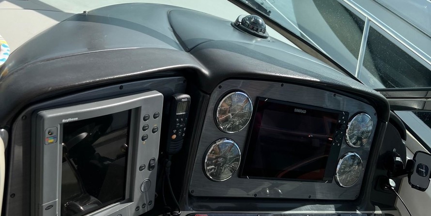 Sea Ray 390 Sundancer