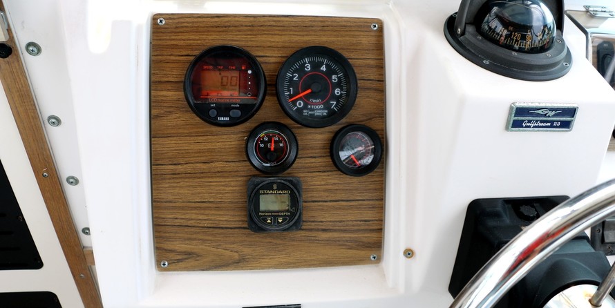 Grady-White Gulfstream 232