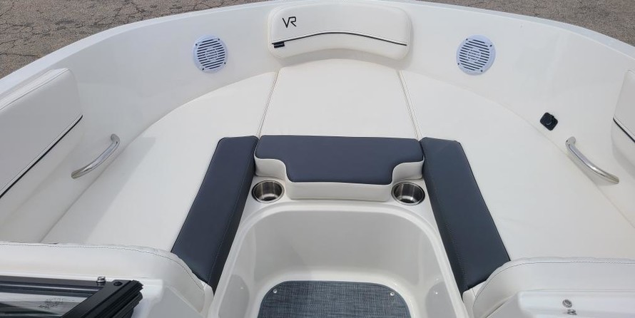 Bayliner VR6 BOWRIDER
