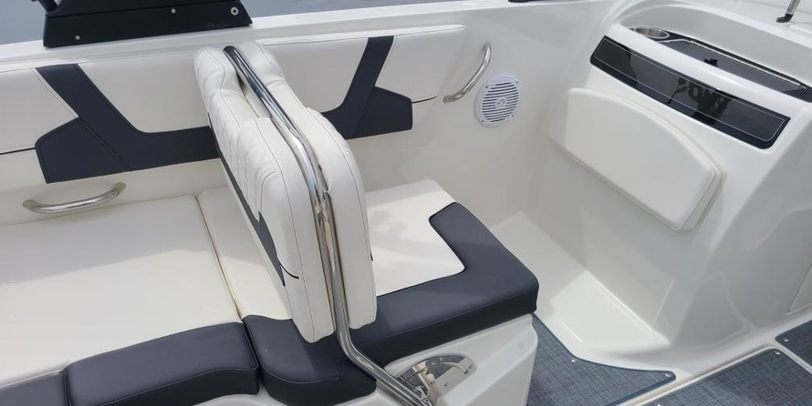 Bayliner VR6 BOWRIDER