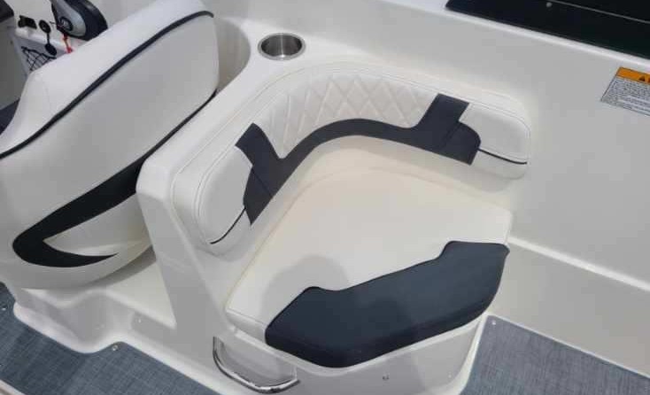 Bayliner VR6 BOWRIDER