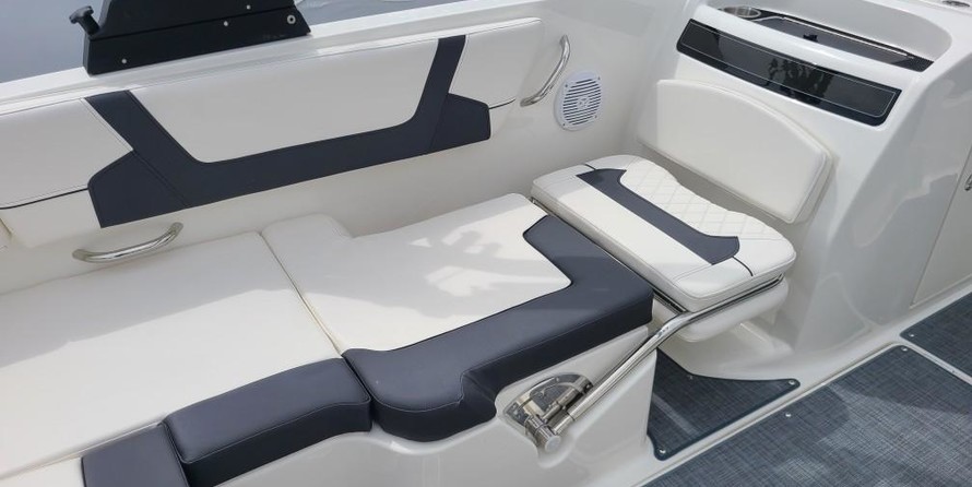 Bayliner VR6 BOWRIDER