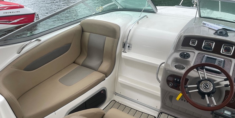 Chaparral 250 Signature