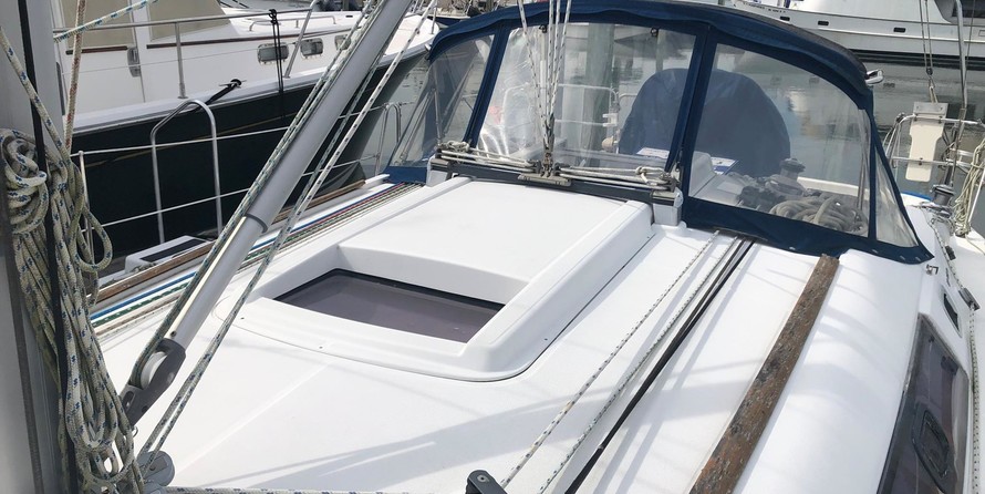 Beneteau 37