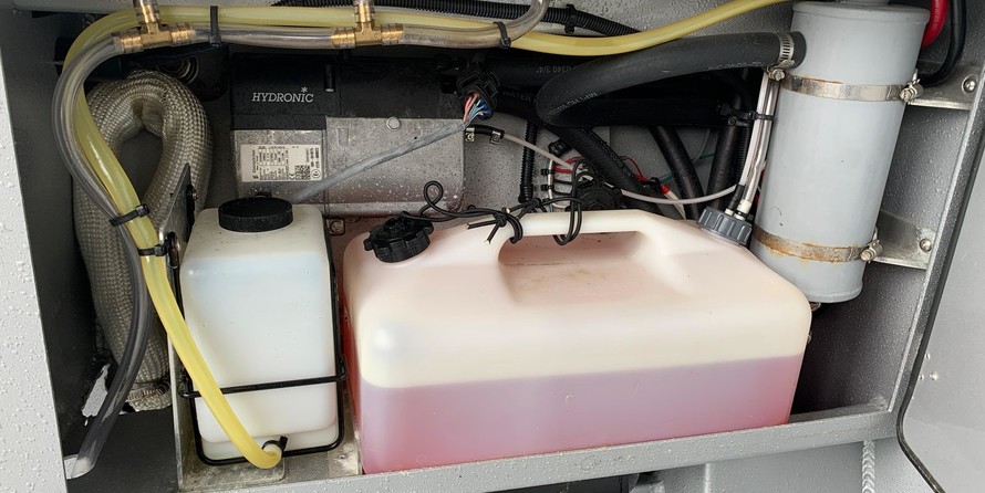 KingFisher 3425 Offshore