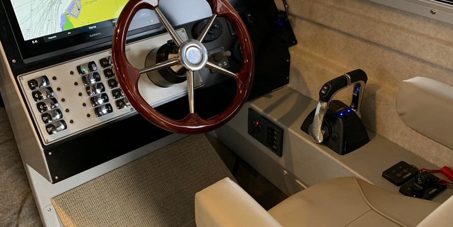 KingFisher 3425 Offshore