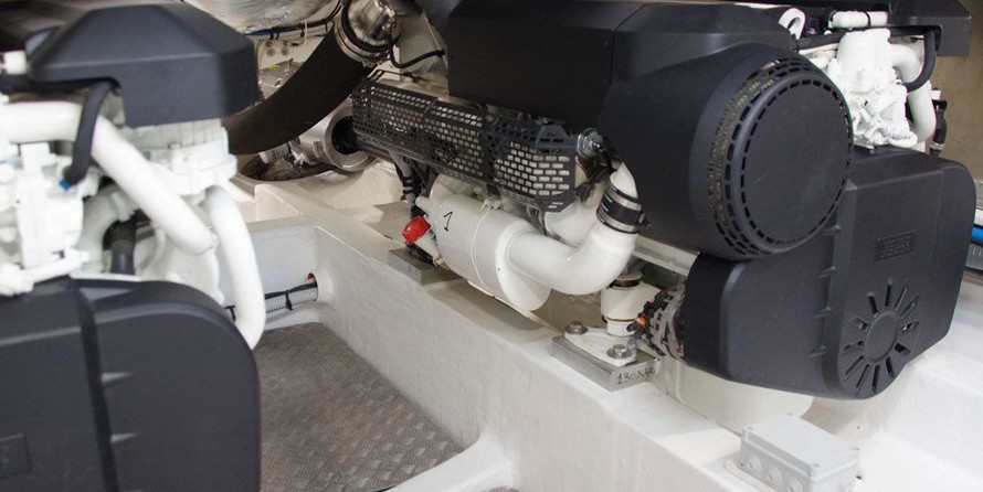 Cantieri navali di mediterraneo continental 50 sport