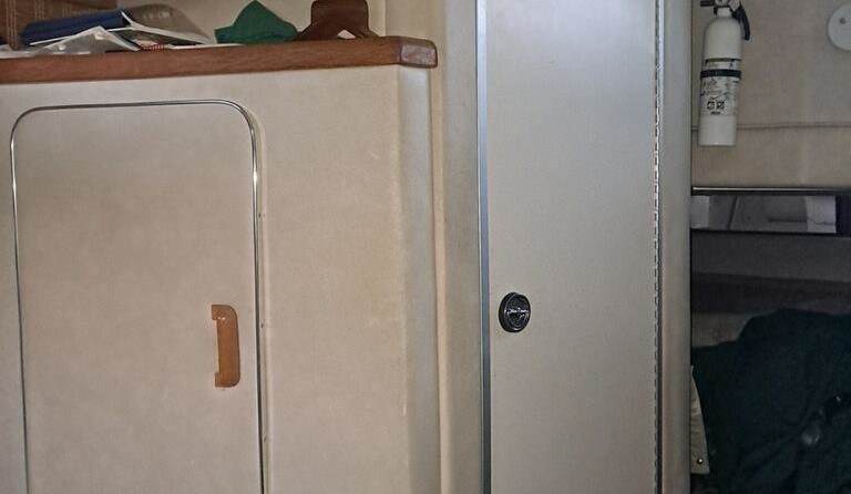 Sea ray 270 sundancer