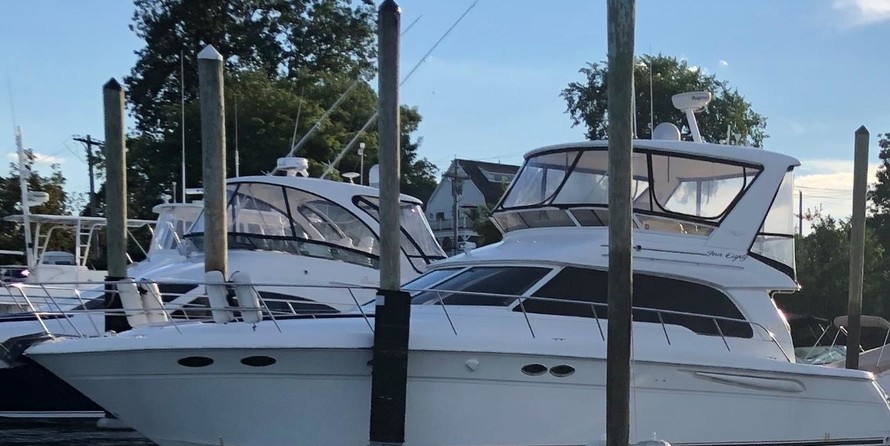 Sea ray 480 sedan bridge