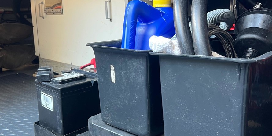 Sea ray 480 sedan bridge