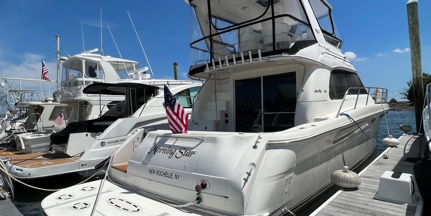 Sea ray 480 sedan bridge