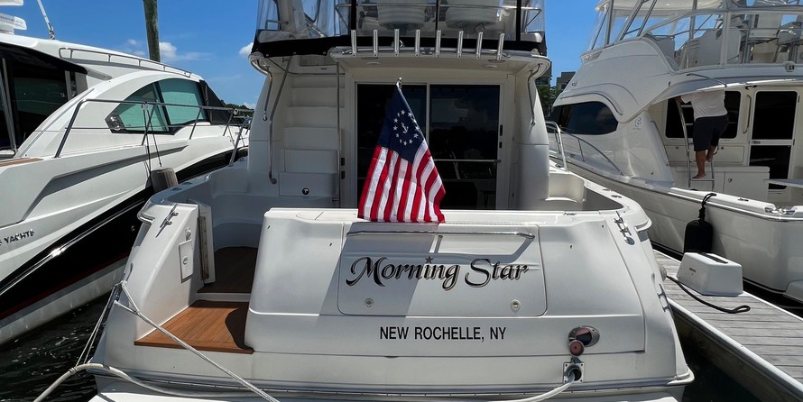 Sea ray 480 sedan bridge