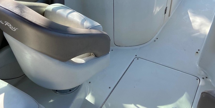 Sea Ray 240 Sundeck