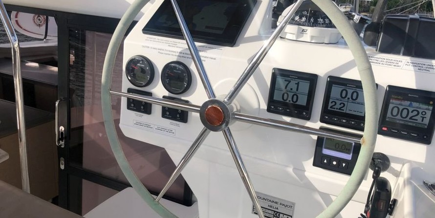 Fountaine Pajot Helia 44