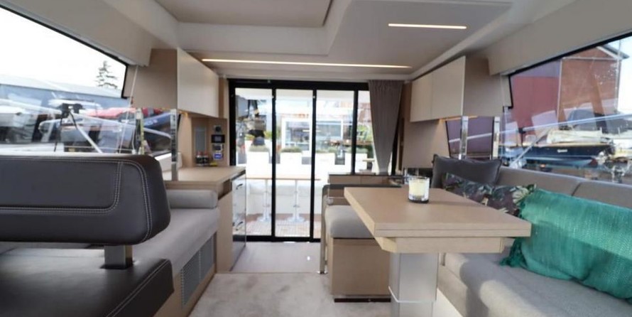 Prestige 420 Fly