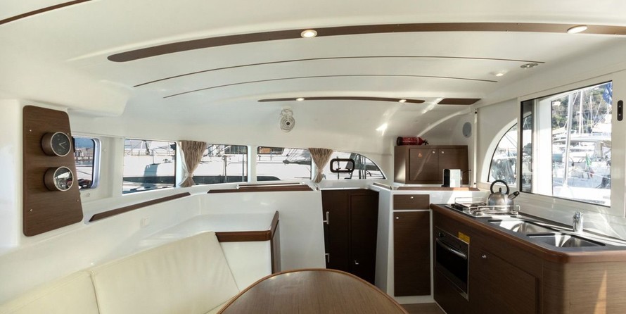 Lagoon 380