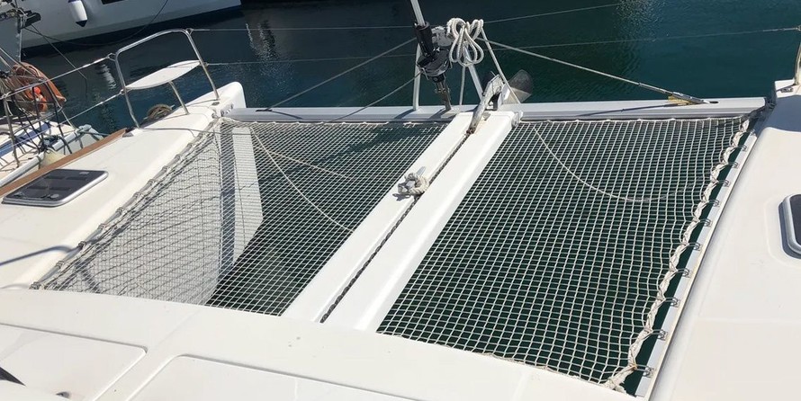 Lagoon 380