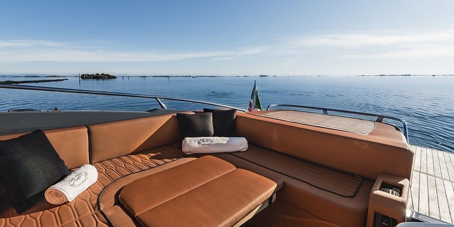 Cranchi Endurance 30