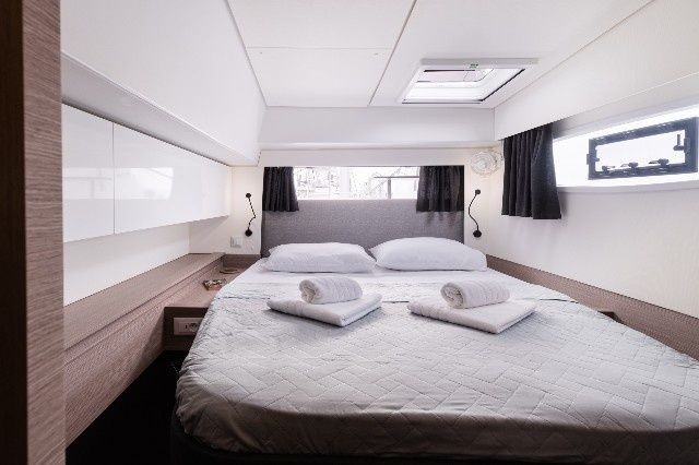 Fountaine Pajot Elba 45