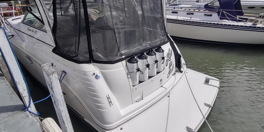 Rinker Fiesta Vee 310