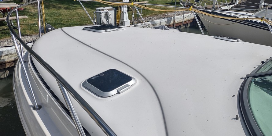 Rinker Fiesta Vee 310