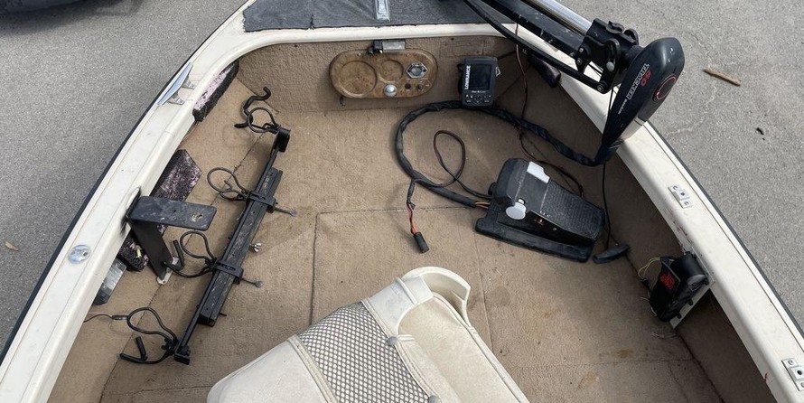 Crestliner 1650 Fish Hawk