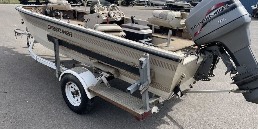 Crestliner 1650 Fish Hawk