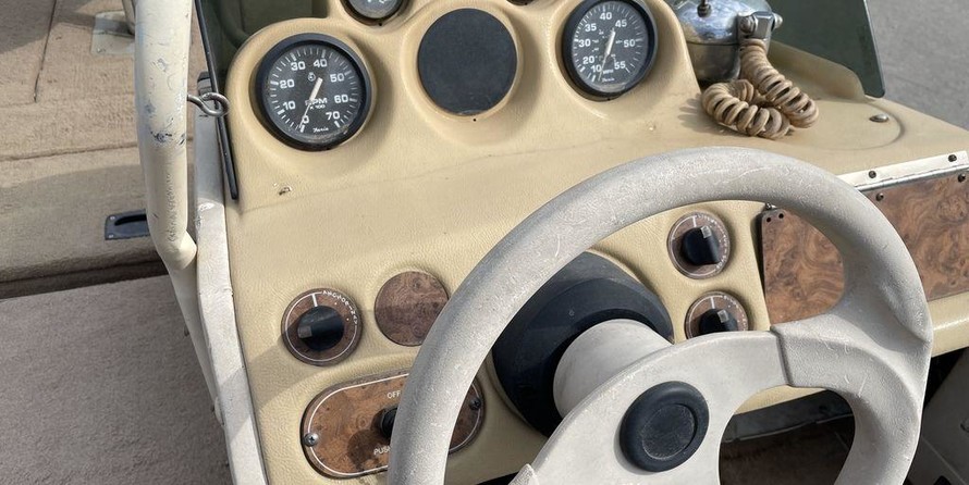 Crestliner 1650 Fish Hawk