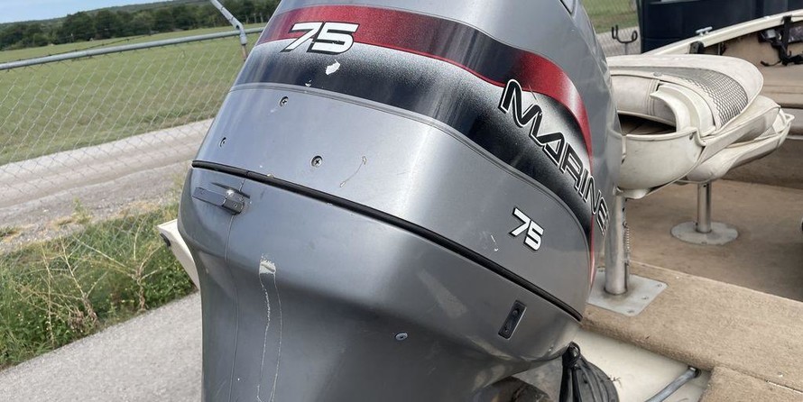 Crestliner 1650 Fish Hawk