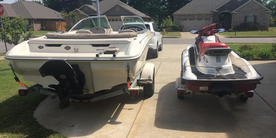 Sea ray 260 bow rider select