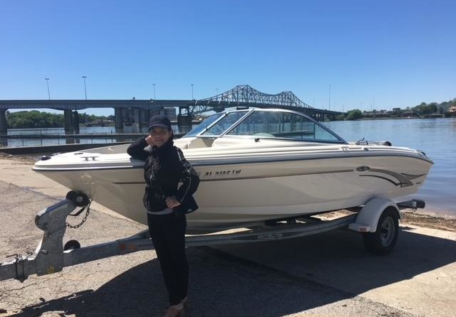 Sea ray 260 bow rider select