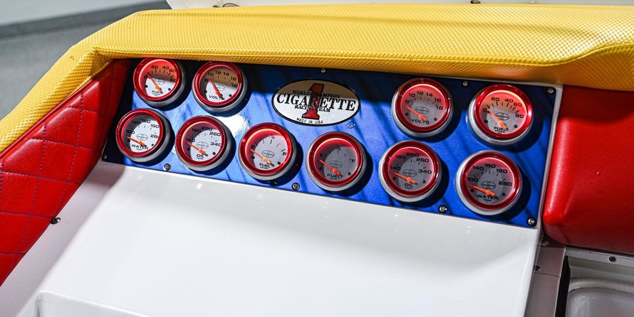 Cigarette 38 Top Gun