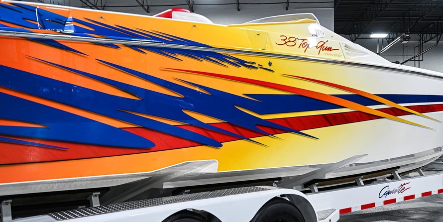 Cigarette 38 Top Gun