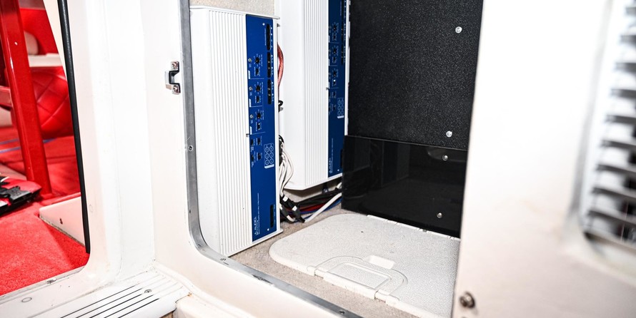 Cigarette 38 Top Gun