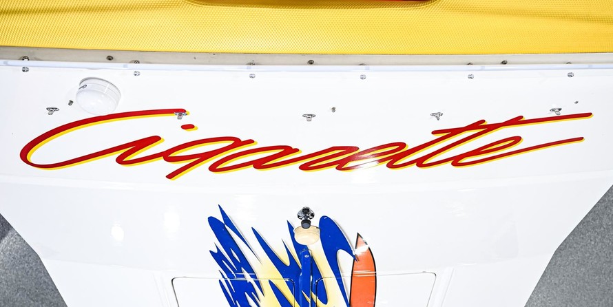 Cigarette 38 Top Gun