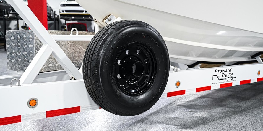 Cigarette 38 Top Gun