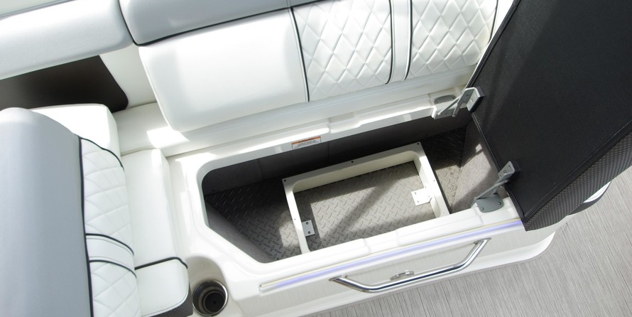 Sea ray 260 bow rider select