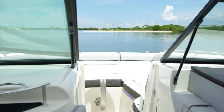 Sea ray 260 bow rider select